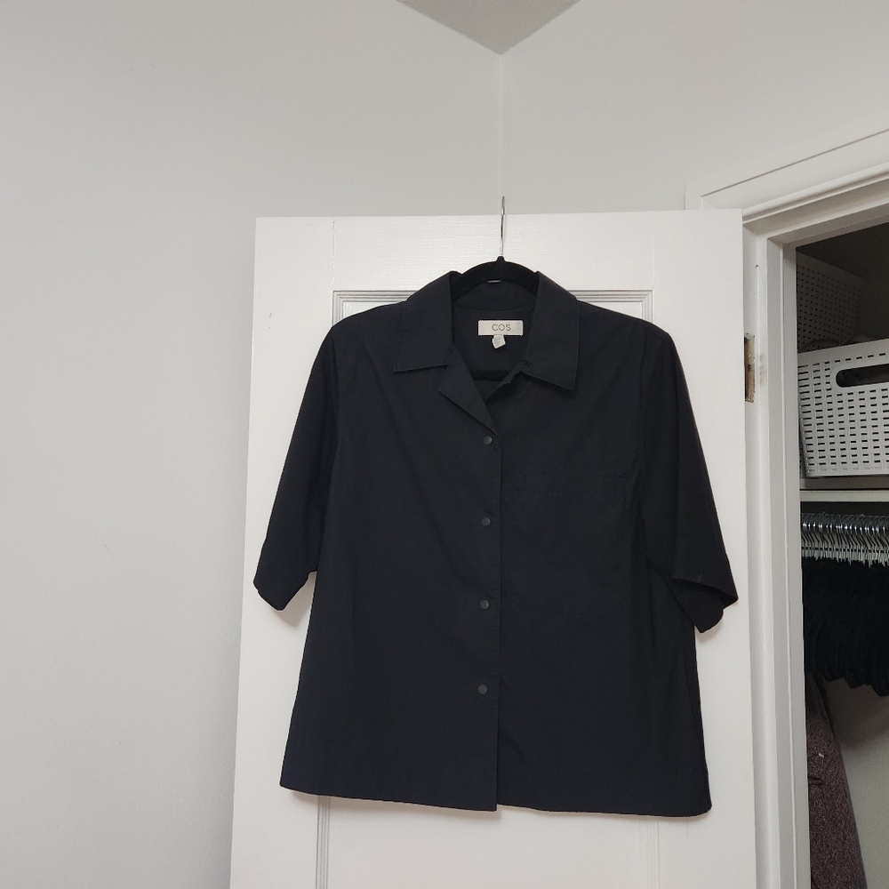 COS Shell Panel Bowling Shirt Size XS in black - Picture 3 of 14